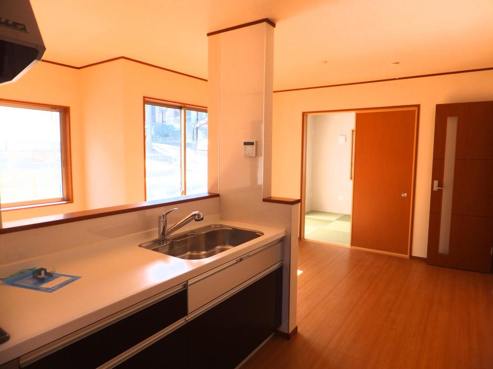 Same specifications photos (living). Same specifications