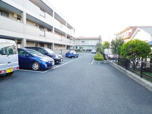 Parking lot.  ☆ Parking Lot ☆ 