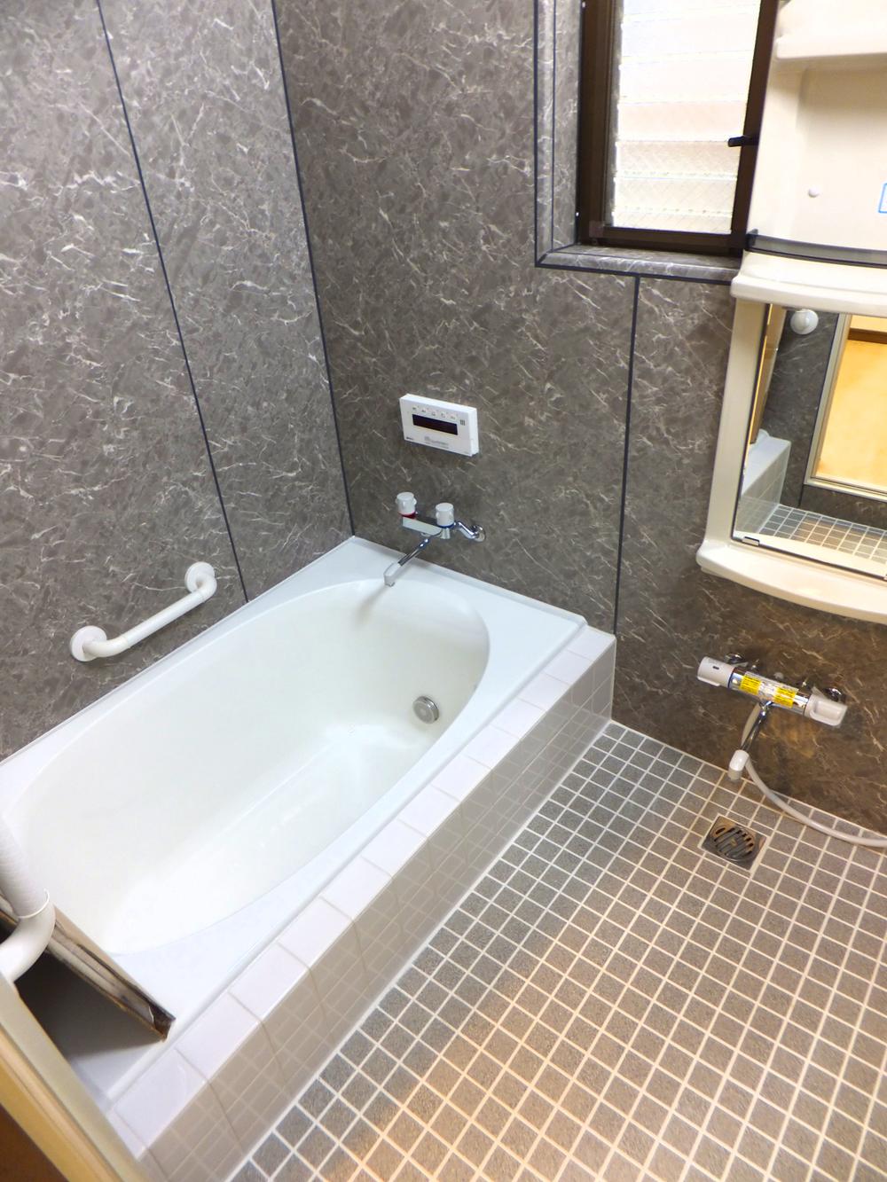 Bathroom. Bathroom (with ventilation dryer) is exchange. 