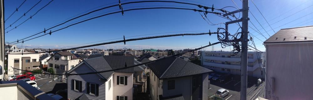 View photos from the dwelling unit. View from the site (October 2012) shooting