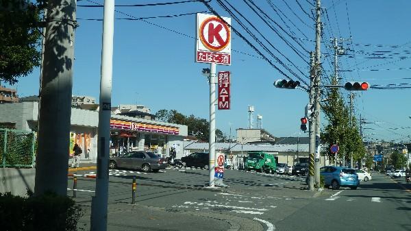 Convenience store. 600m to Circle K