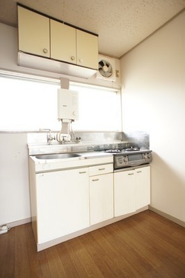 Kitchen. Spacious kitchen space ☆ 