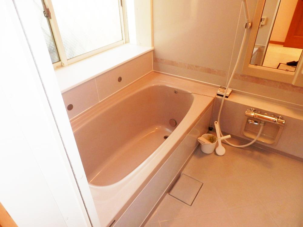 Bathroom. Bathroom (11 May 2013) Shooting