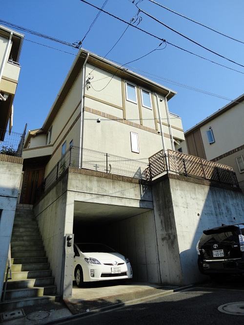 Local appearance photo. Large-scale high-roof vehicles effortlessly, Is also a built-in garage of the peace of mind of the day Mari masu rain stops! ! 