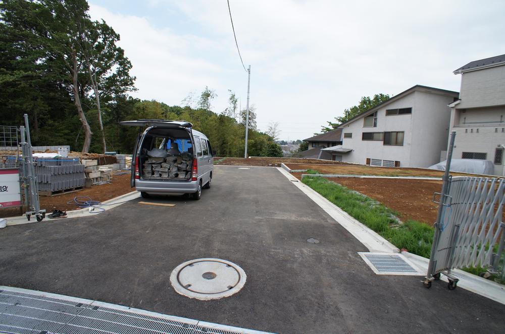 Local photos, including front road. Local (May 2013) Shooting