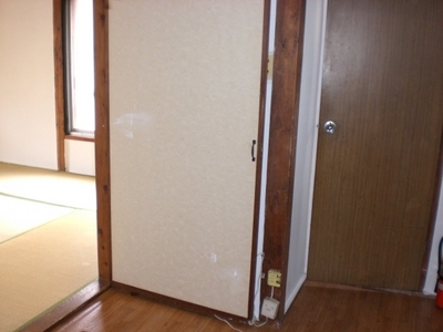 Living and room. There is a tatami room ☆  ☆ 