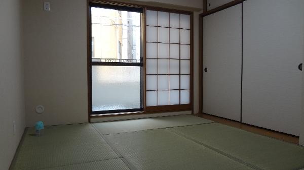 Non-living room. Is a Japanese-style room