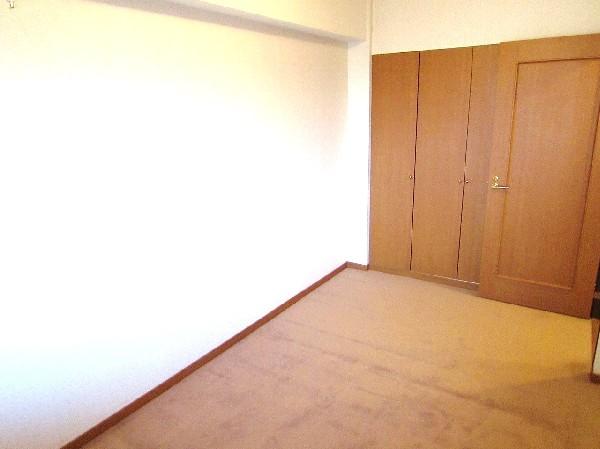 Non-living room