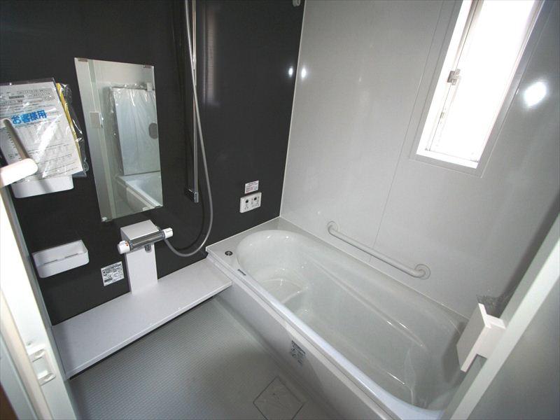 Same specifications photo (bathroom). Same specifications