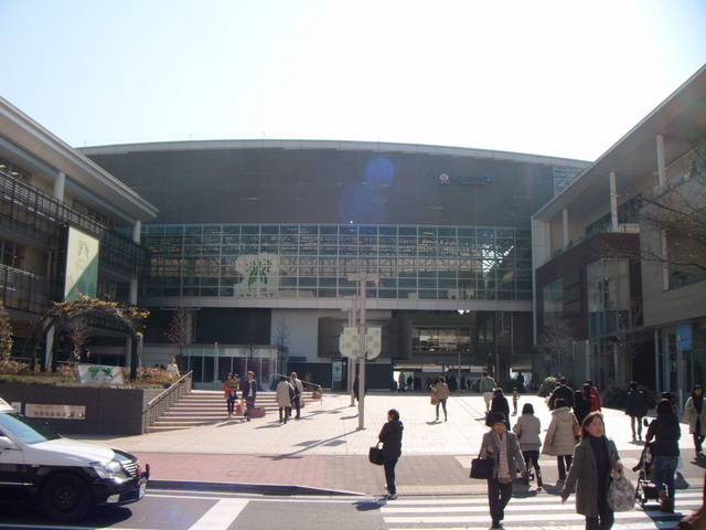 Shopping centre. Tama 700m until the plaza terrace (shopping center)