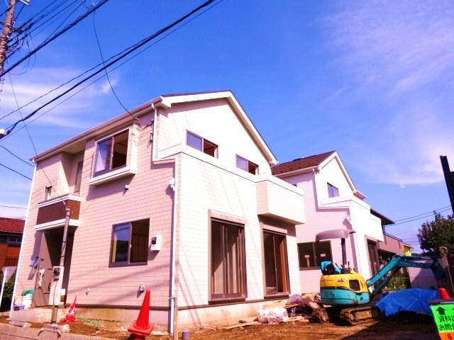 Local appearance photo. 1 Building ・ 2 Building Exterior Photos