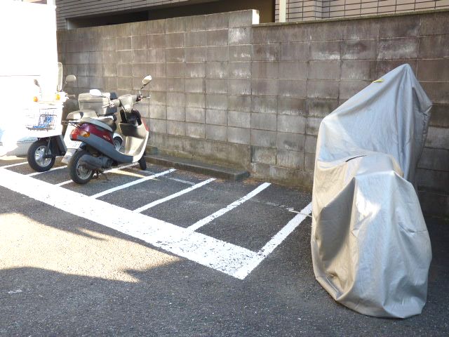 Other common areas. Bicycle-parking space