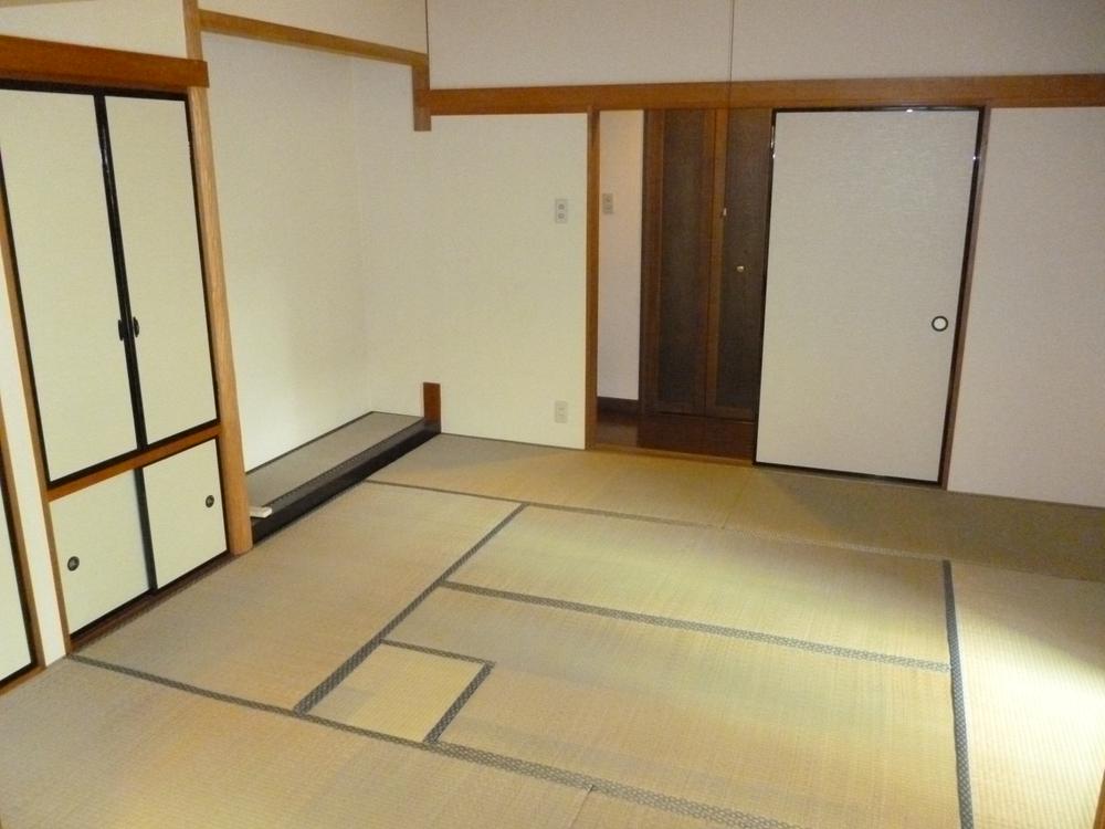 Non-living room. First floor Japanese-style room