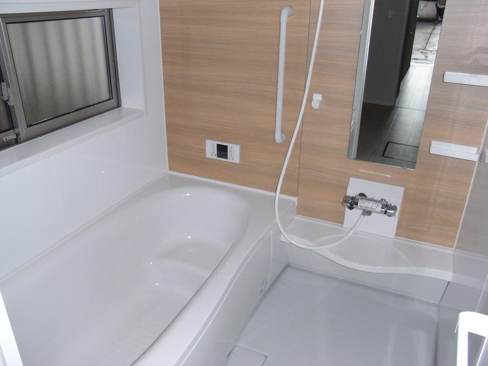 Bathroom. C Building Indoor (December 10, 2013) Shooting Guests can relax in one square meters of bathroom