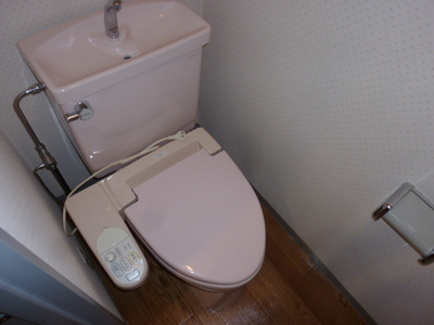 Toilet. Since the bus toilet by, every day, Comfortable Toilet