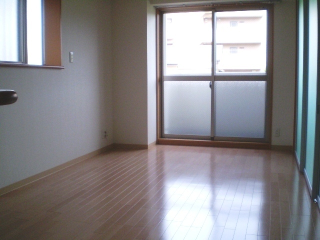 Living and room. Is room
