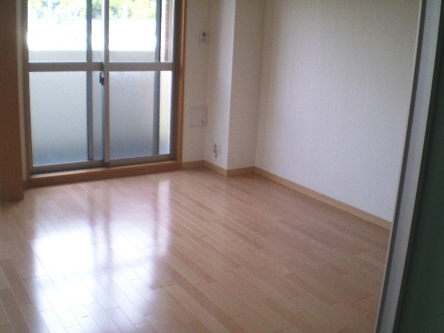 Other room space. Is room