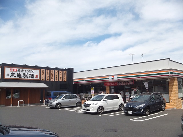 Convenience store. Seven-Eleven 311m to Kawasaki Maginu Minamiten (convenience store)