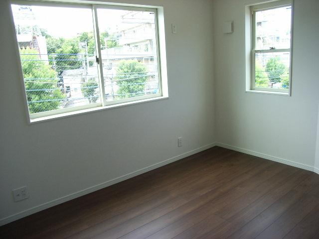 Non-living room. 1 Building Western-style, 6.13 Pledge secure a space of