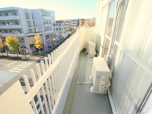 Balcony. Spacious balcony