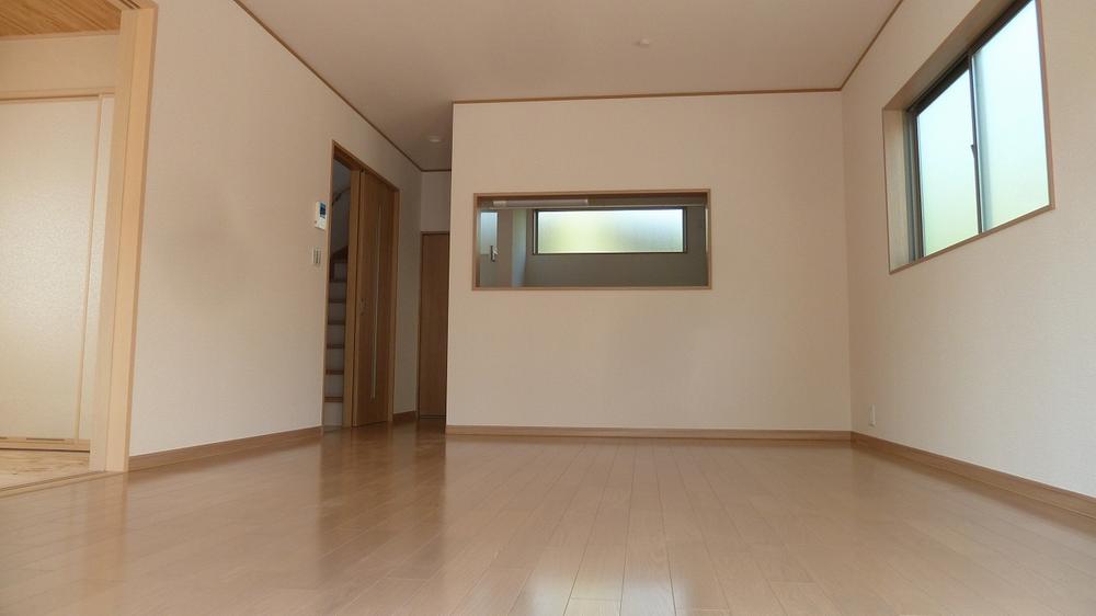 Same specifications photos (living). (1 Building) same specification