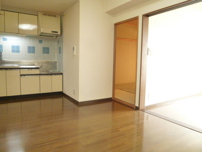 Living and room. dining kitchen ☆ 彡