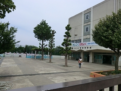 Primary school. Miyazakidai up to elementary school (elementary school) 740m
