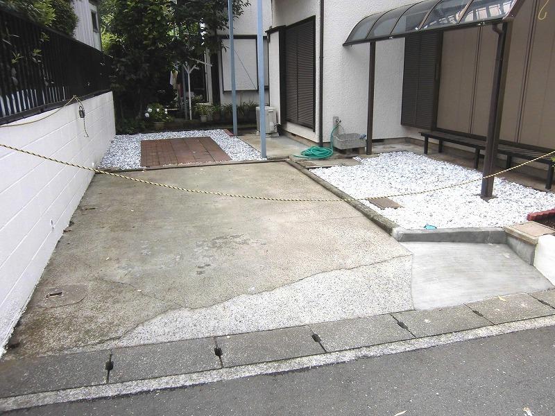 Parking lot