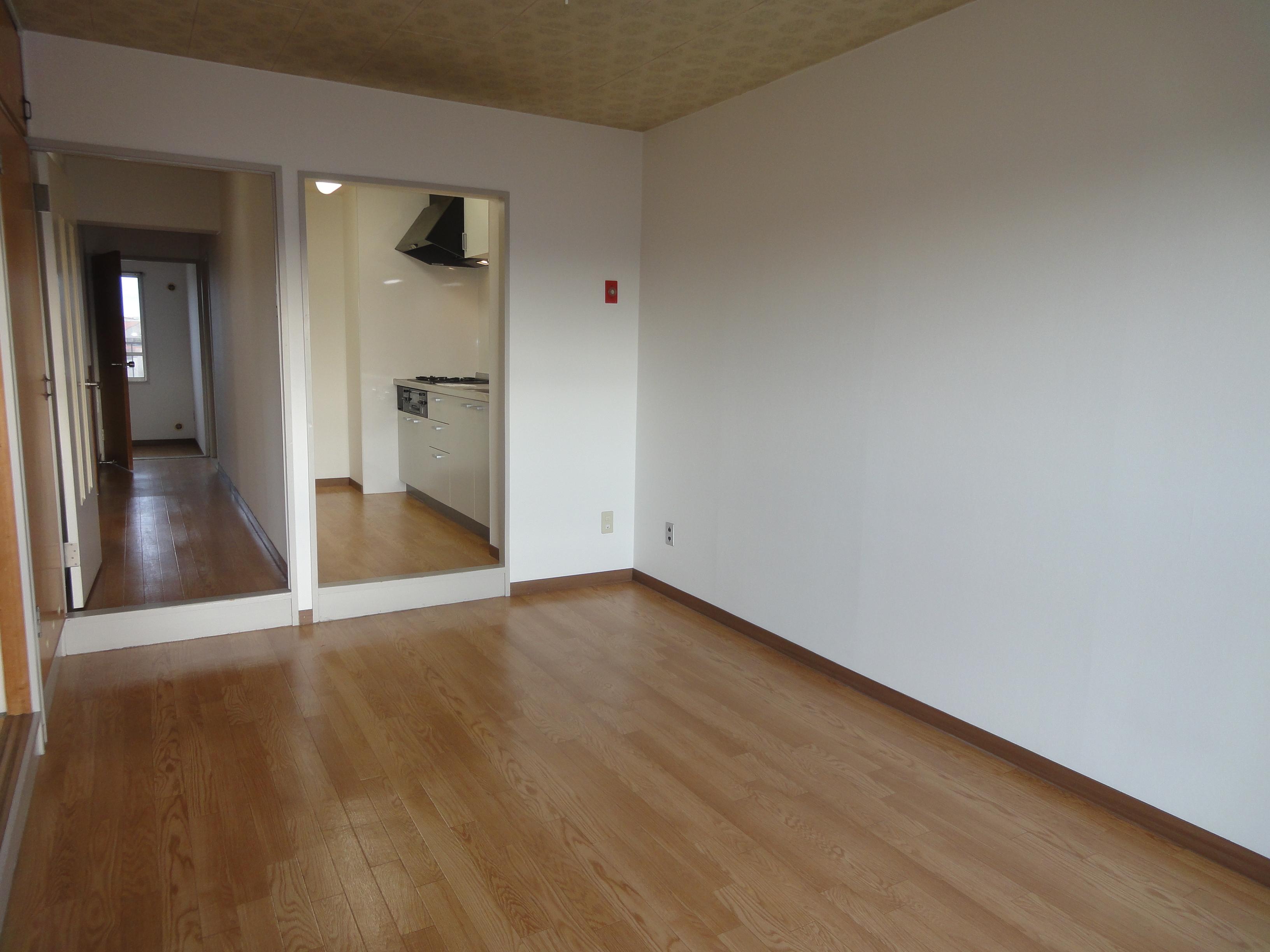 Living and room