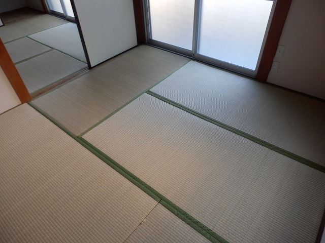 Living and room