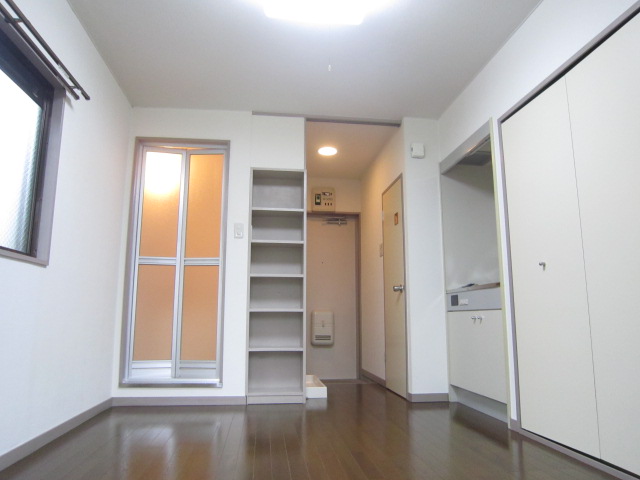 Living and room