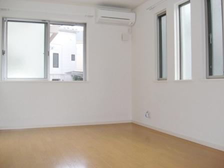 Other room space. Separate image