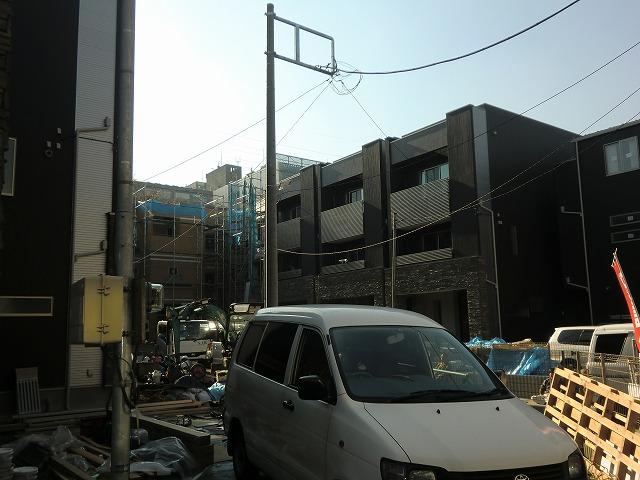 Local appearance photo. Local (12 May 2013) Shooting