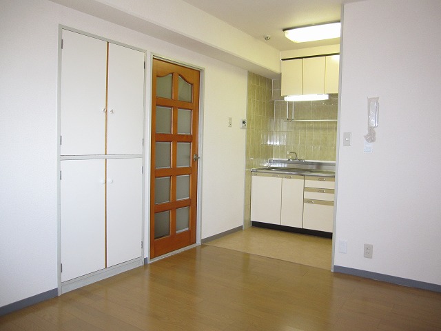 Living and room