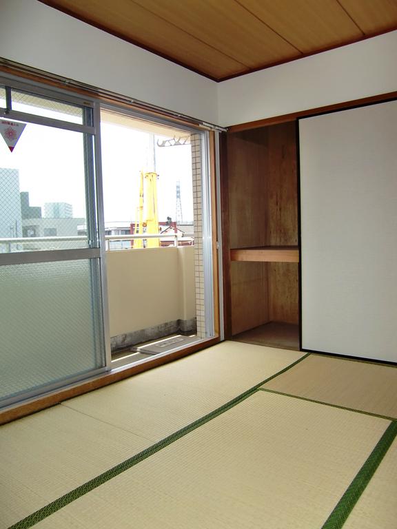 Other room space