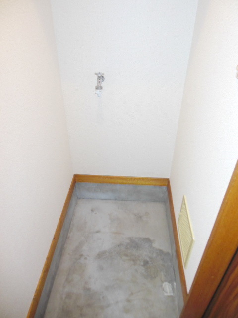Other Equipment. Washing machine tub in the room