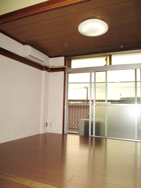 Living and room