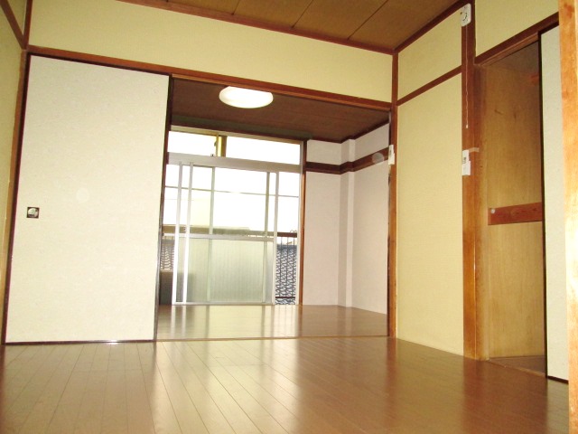 Living and room