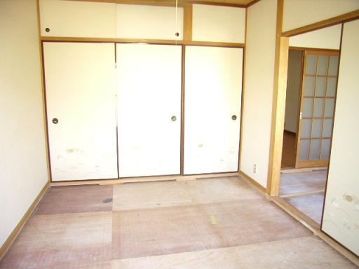 Other room space. We out tatami. 