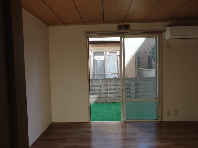 Living and room