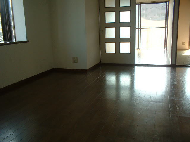 Living and room