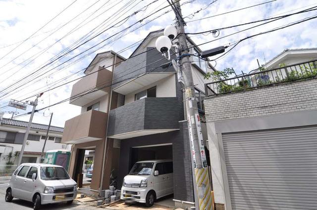 Local appearance photo