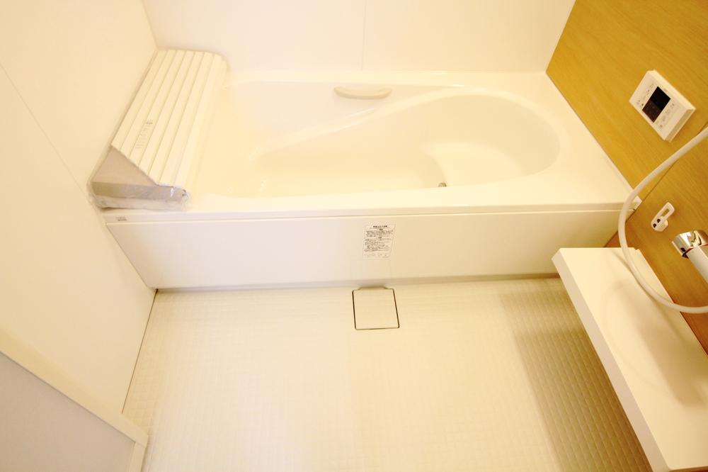 Bathroom. B Building