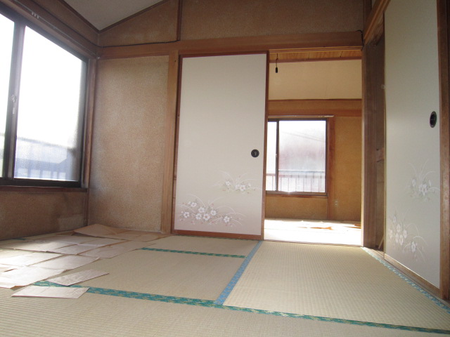 Living and room