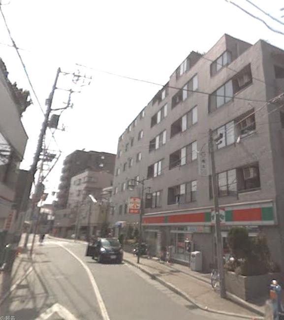 Convenience store. 332m until Thanksgiving Imaiminami Machiten (convenience store)