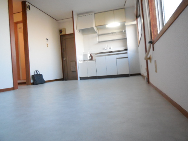 Living and room