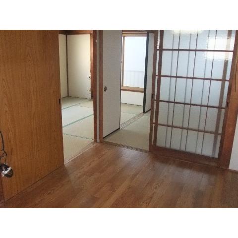 Living and room