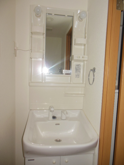Washroom. There are also independent wash basin