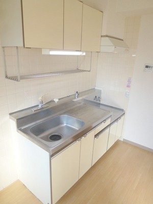 Kitchen. Gasukitchin allowed