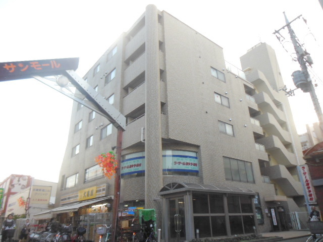 Building appearance. Reinforced concrete apartment of peace of mind